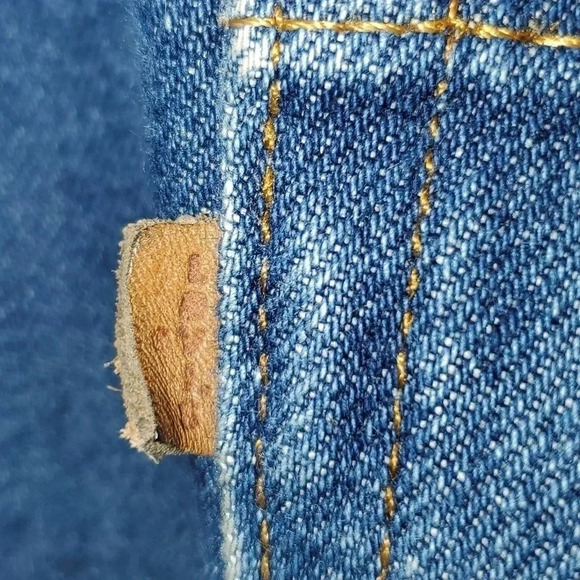 Vintage Levi’s Leather Tab Denim Jeans Mens 36x32 🇺🇸 - Picture 5 of 13